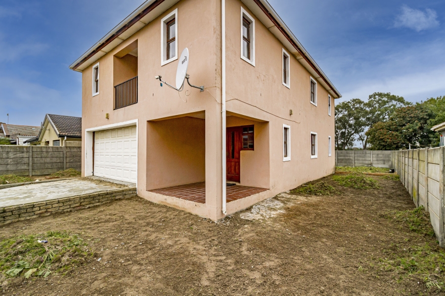 5 Bedroom Property for Sale in Bell Glen Western Cape